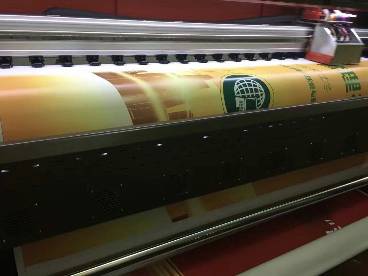 西安LETOU 喷绘 写真 西安LETOU 喷绘 写真